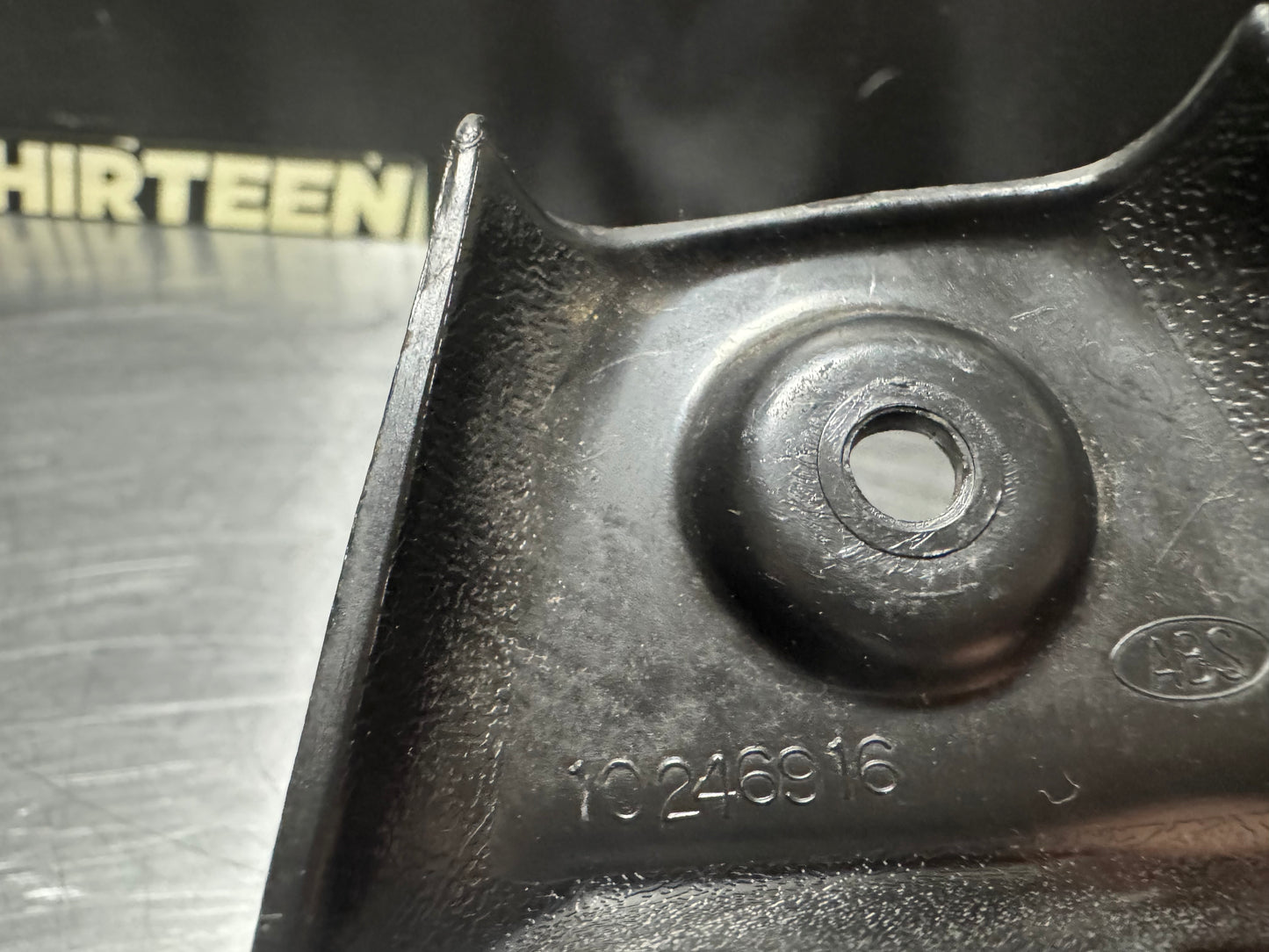 97 -04 CORVETTE C5 SEAT TRACK COVER #N227
