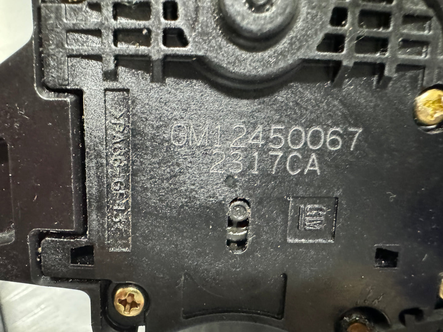 2003-2006 CADILLAC ESCALADE TURN SIGNAL SWITCH 12450067 OEM #L209