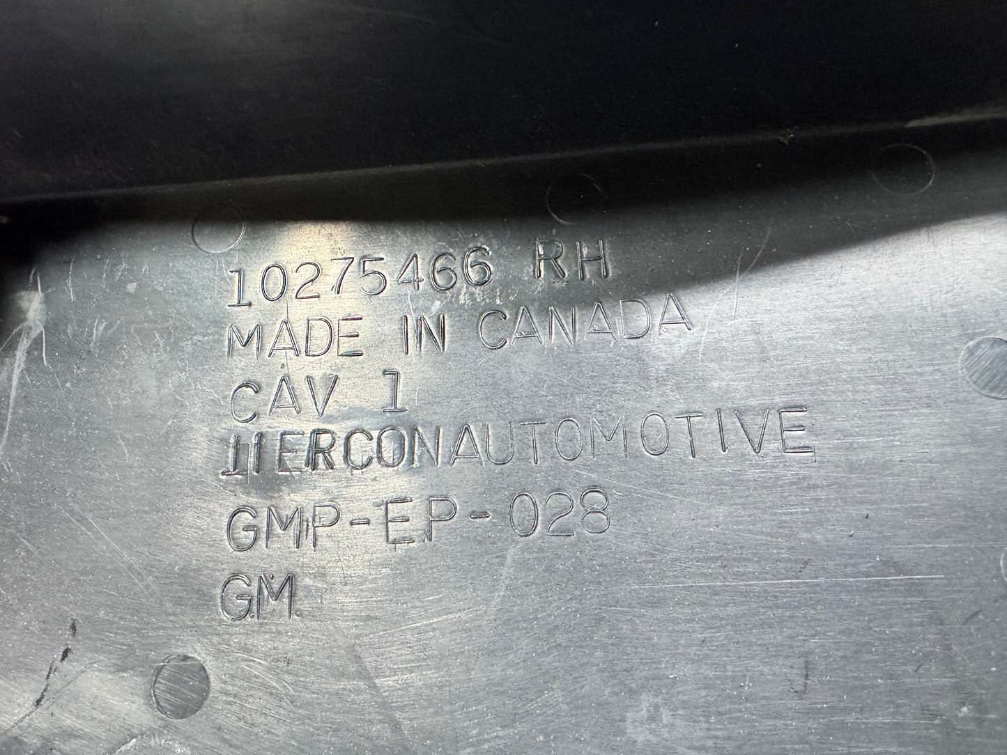 1997-2004 C5 CORVETTE RH PASSENGER SPLASH SHIELD 10275466 USED OEM #L56