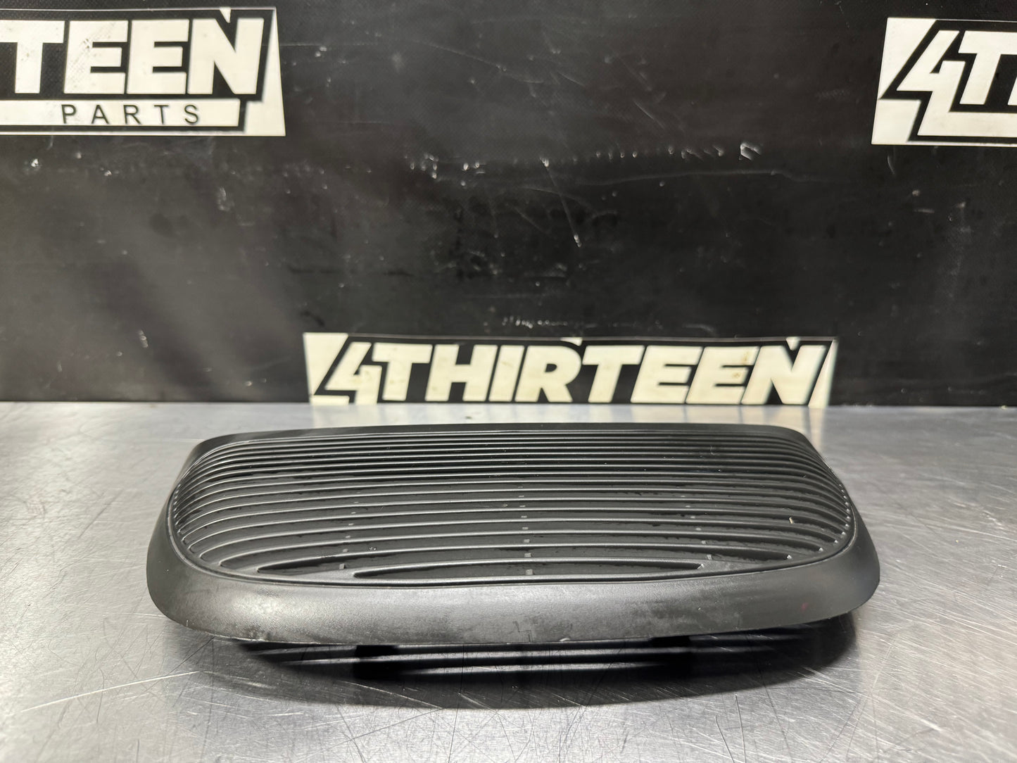 04-06 PONTIAC GTO THIRD BRAKE LIGHT 92160164 #L428
