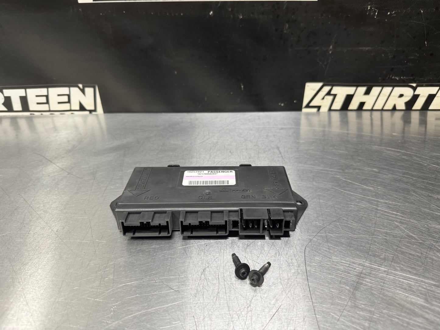 1997-1999 C5 CORVETTE PASSENGER SIDE DOOR CONTROL MODULE 16257821 USED OEM #L487