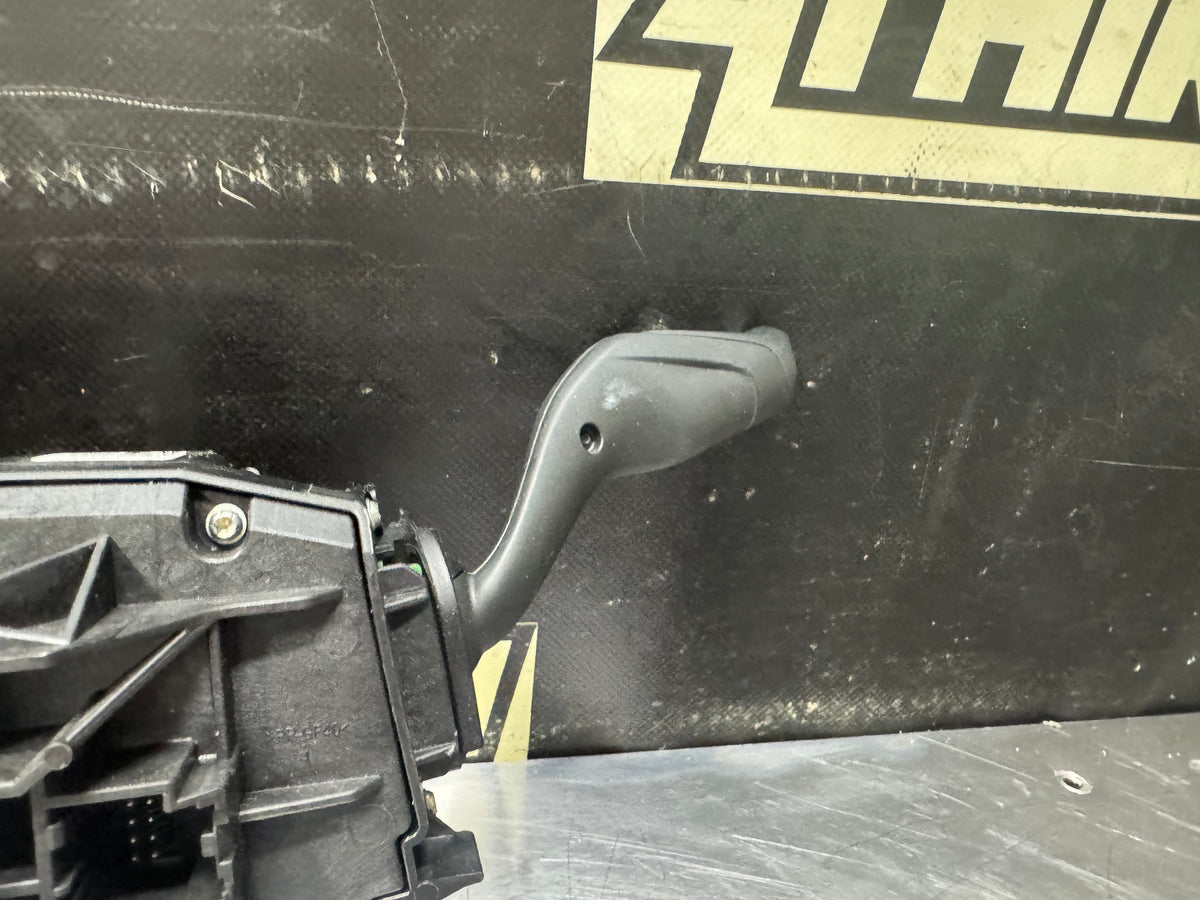 15-17 FORD MUSTANG GT STEERING COLUMN STALK BRACKET HOUSING WITH STALKS OEM #V25