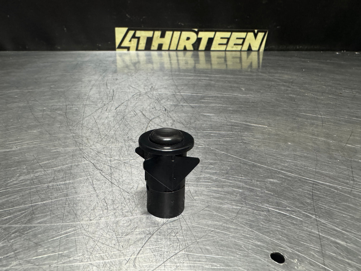 1997-2004 CORVETTE C5 CONVERTIBLE DECKLID RELEASE SWITCH BUTTON #N580
