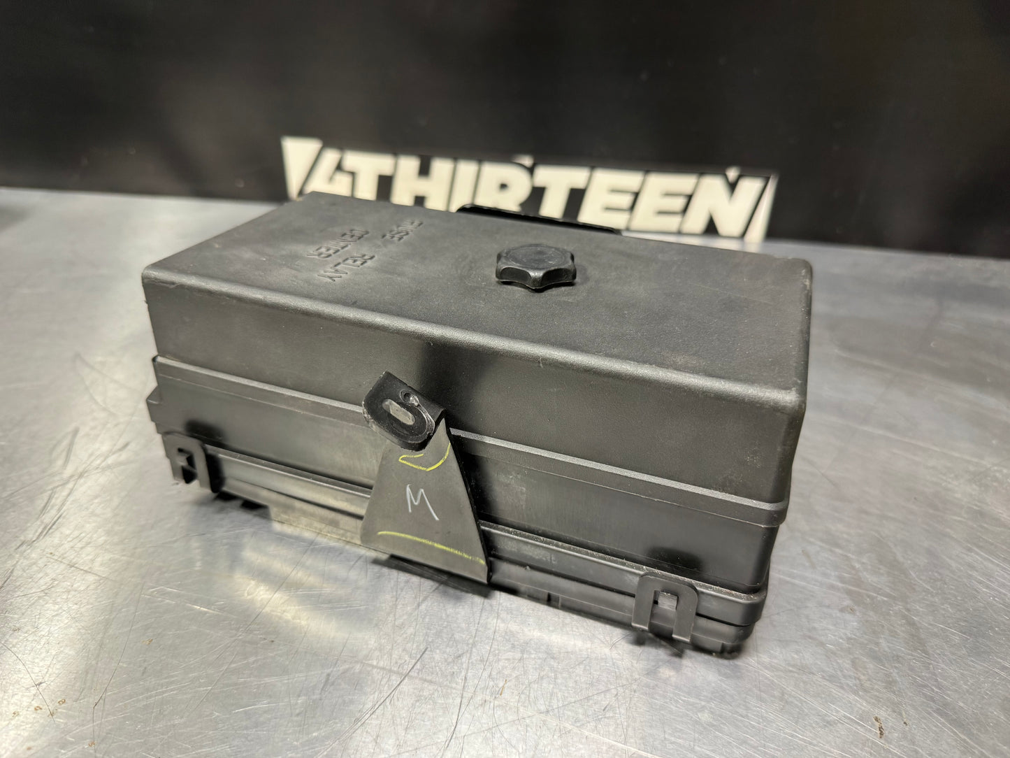 01-04 CORVETTE C5 INTERIOR FUSE RELAY BOX OEM 10443148 #L266