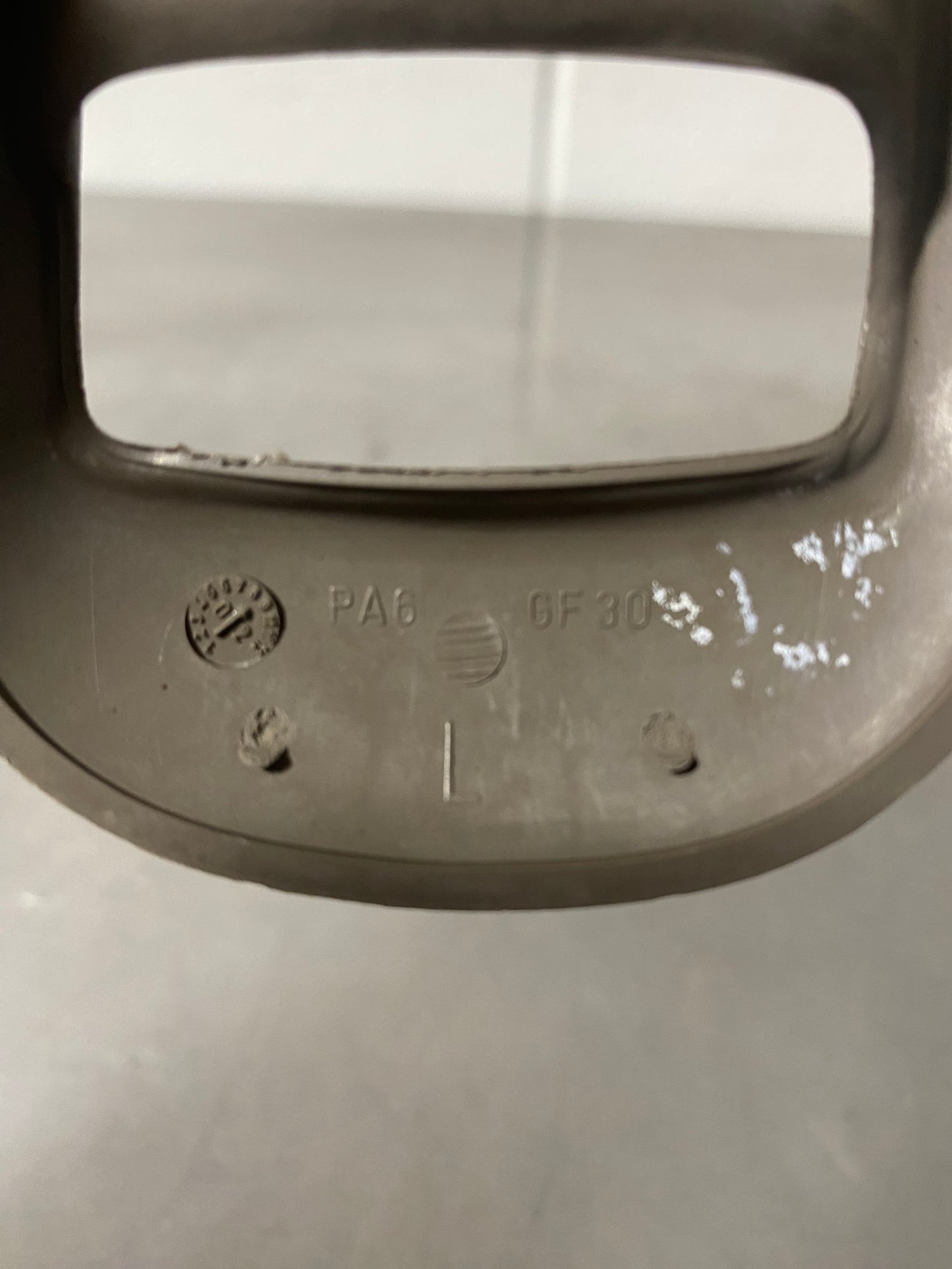 1997 - 2004 C5 CORVETTE DOOR HANDLE TRIM LH SHALE 24-02