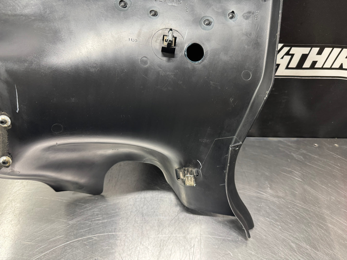 03-04 C5 CORVETTE RIGHT RH B PILLAR QUARTER TRIM PANEL OEM 10434745 #L463