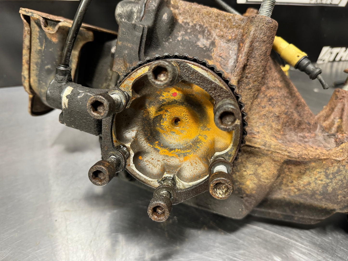 2004 PONTIAC GTO REAR END DIFFERENTIAL OEM #L259