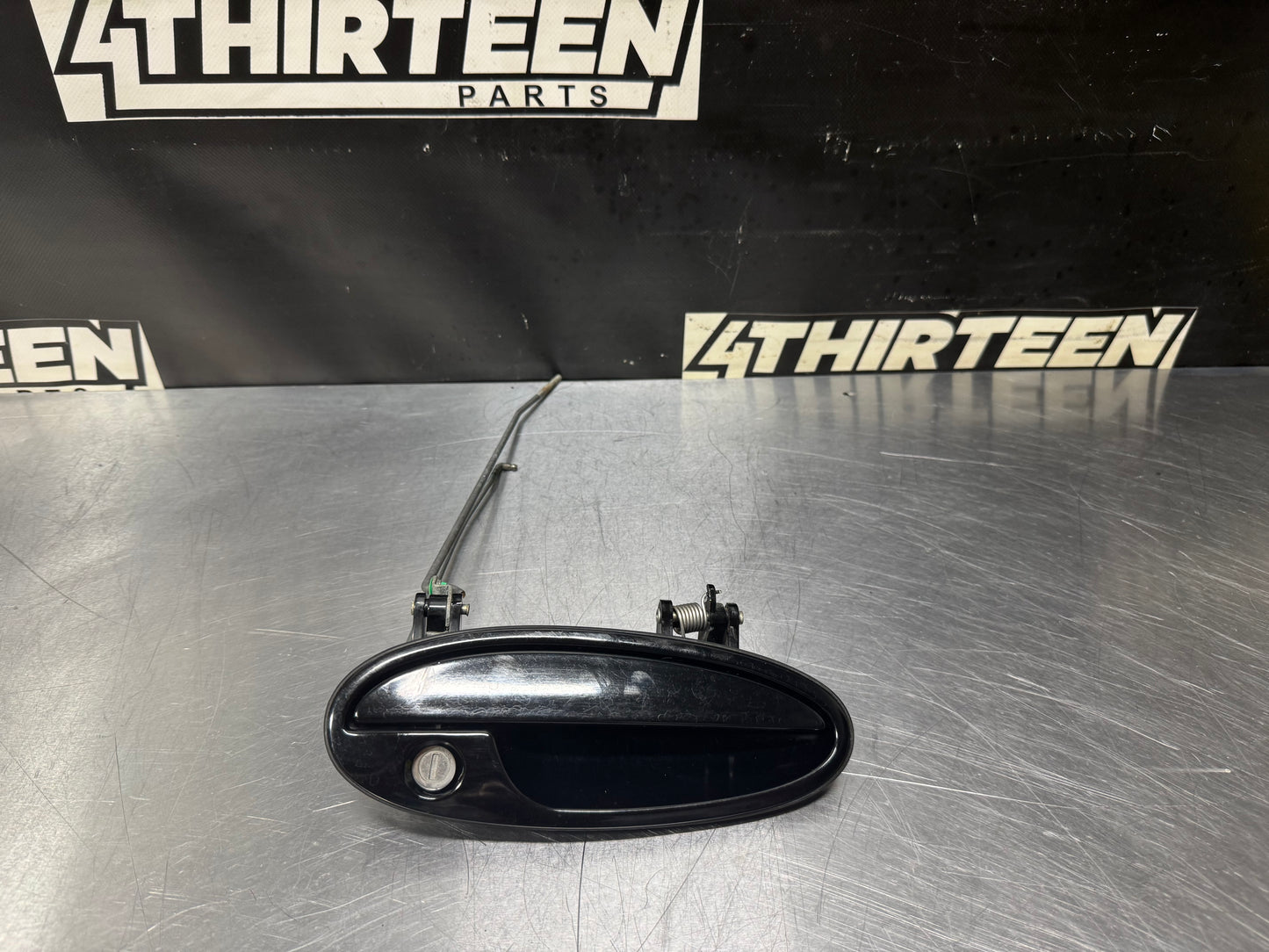 1997-2004 C5 CORVETTE BLCK RH DOOR HANDLE OEM #L485