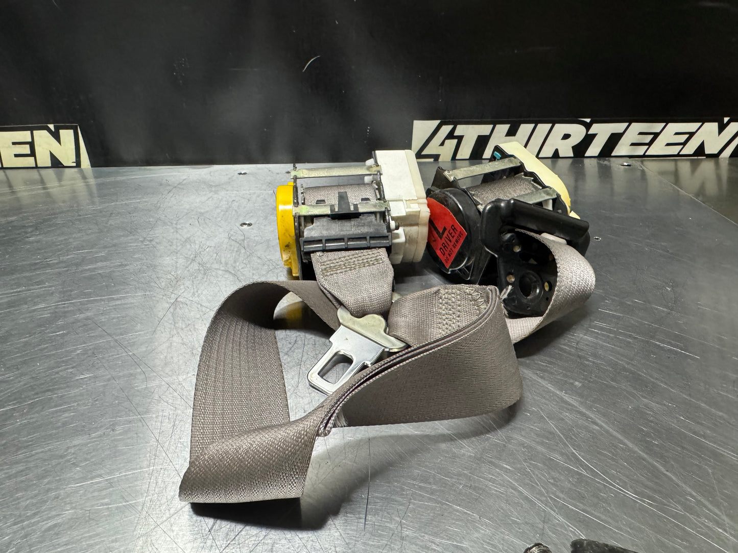 97-04 C5 CORVETTE LH DRIVER SIDE SEATBELT TAN OEM #N165