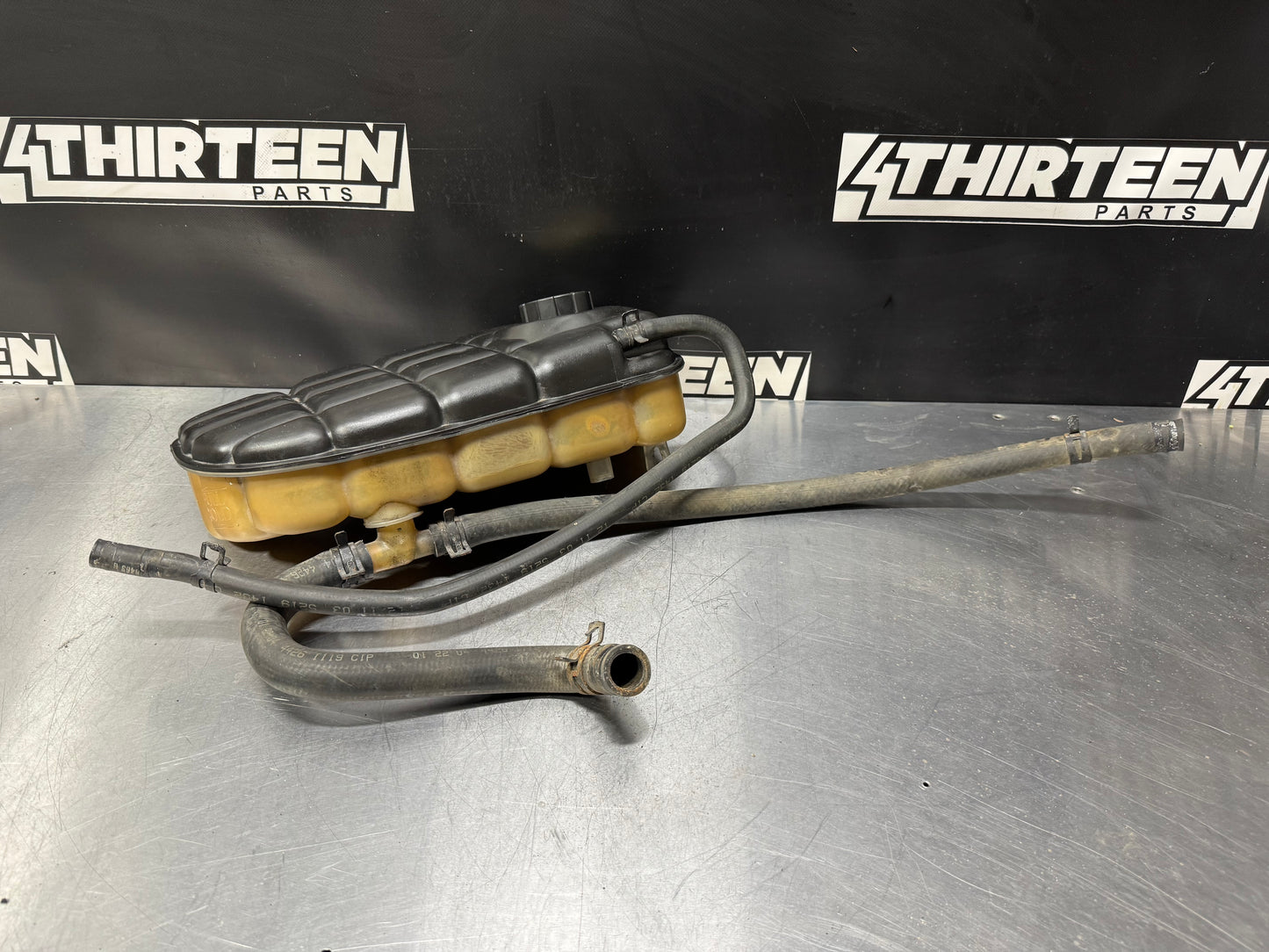1997-2004 C5 CORVETTE COOLANT RESERVOIR WITH HOSES OEM 10430189 #L251