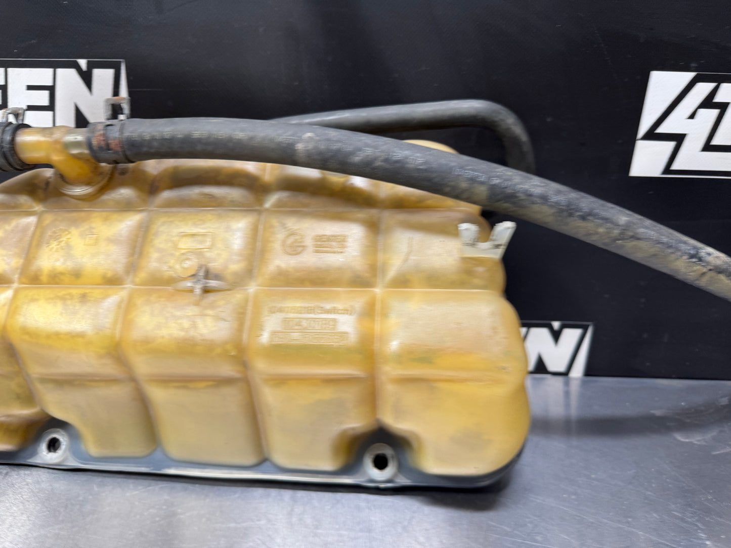 1997-2004 C5 CORVETTE COOLANT RESERVOIR WITH HOSES OEM 10430189 #L251