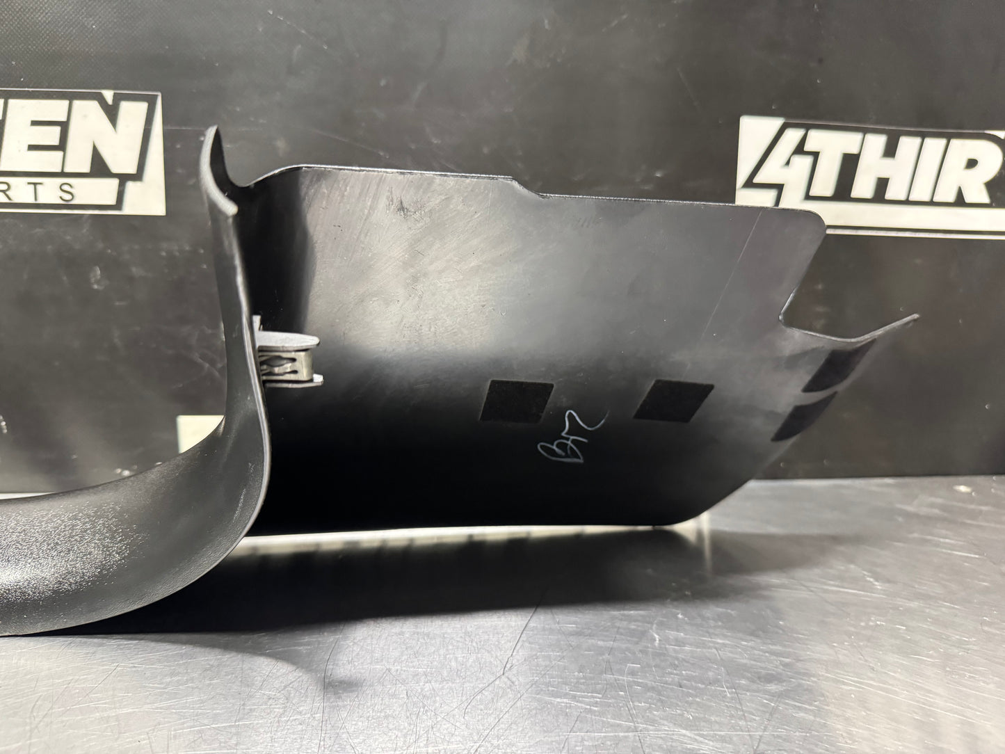 97-04 C5 CORVETTE PASSENGER SIDE DOOR SILL KICK PANEL RH BLK OEM 10247092 #L461