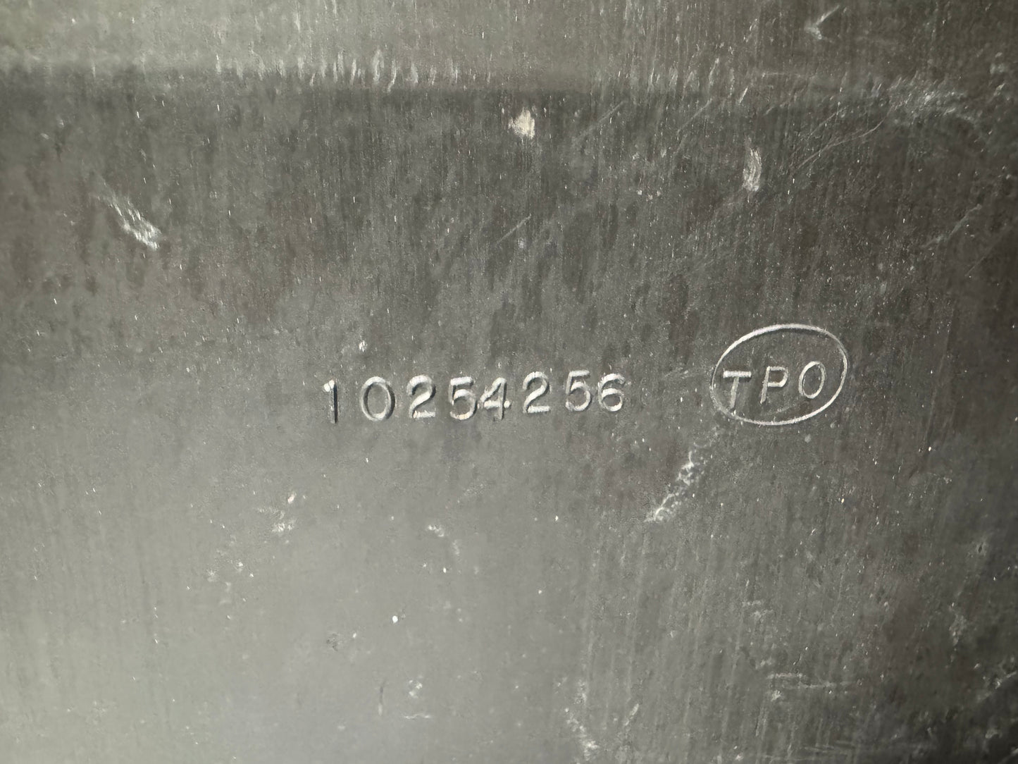 1997-2004 C5 CORVETTE RADIATOR SHROUD LOWER SUPPORT OEM 10254256 #L241