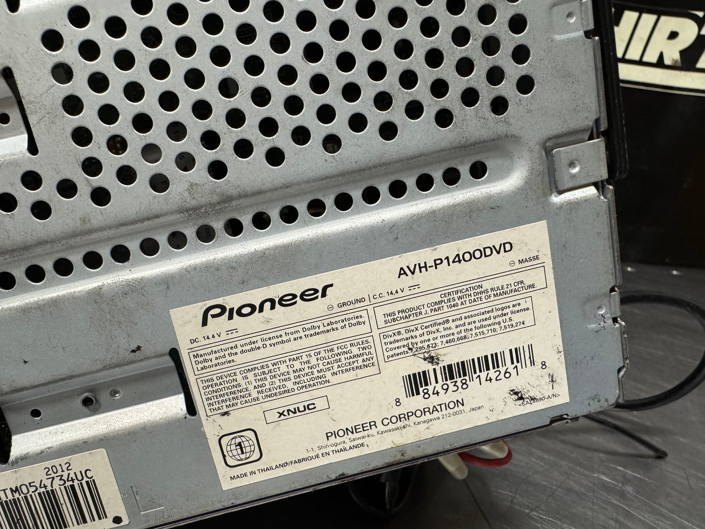 PIONEER AVH-P1400DVD MULTIMEDIA DVD MP3 RADIO RECEIVER #N843
