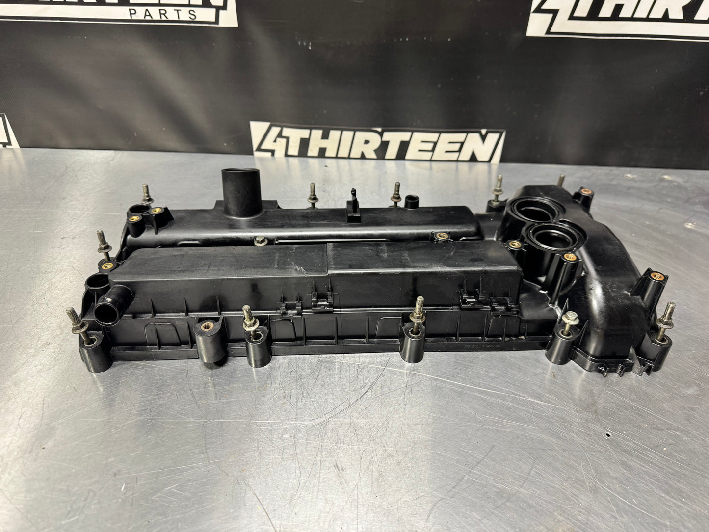 2017 FORD ESCAPE 2.0 TURBO VALVE COVER USED #L270