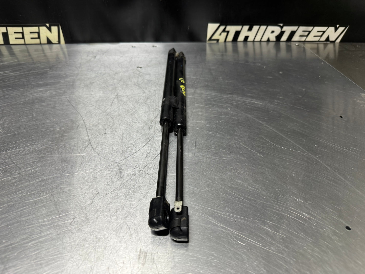 97-04 C5 CORVETTE REAR HATCH LIFT SHOCK SET OF TWO OEM #N186
