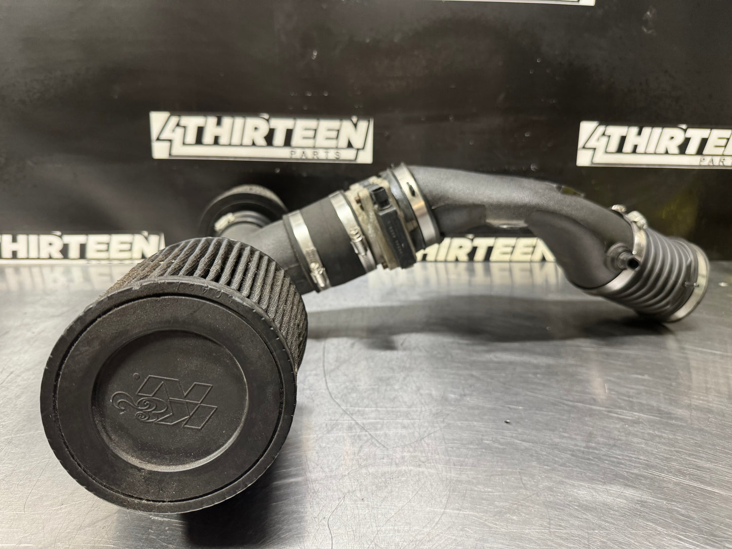 97-04 CORVETTE C5 AIR INTAKE W/ MAF #L484