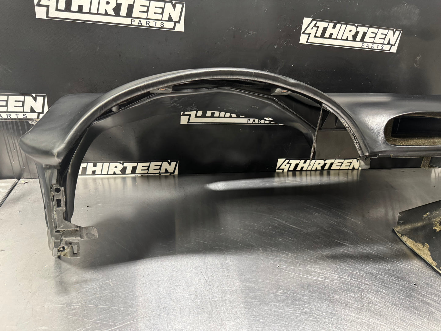 97-04 CORVETTE C5 BLK DASH PAD PANEL W/O HUD OEM #L474
