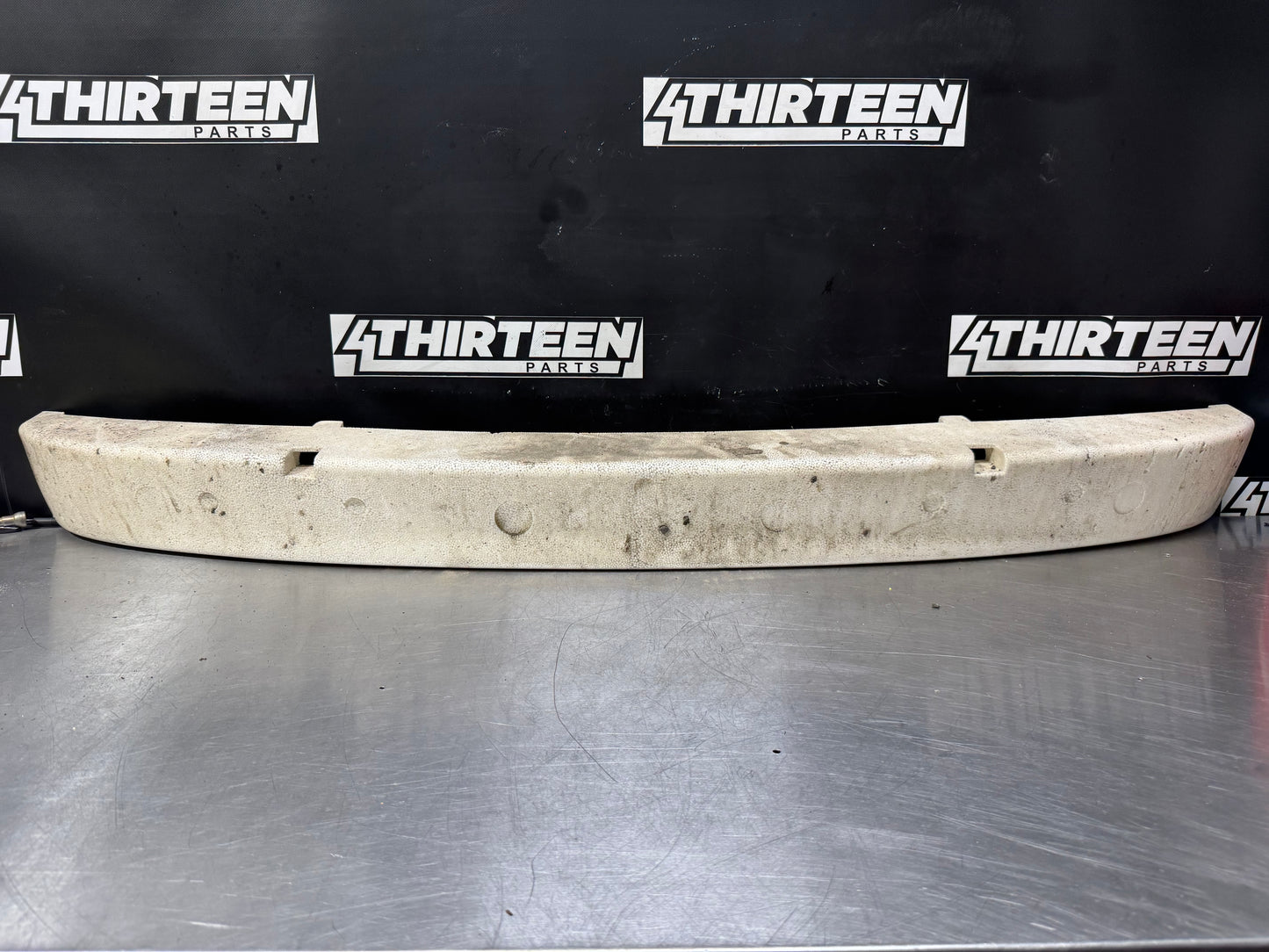 04-06 PONTIAC GTO REAR BUMPER ENERGY ABSORBER OEM 92119495 #L468