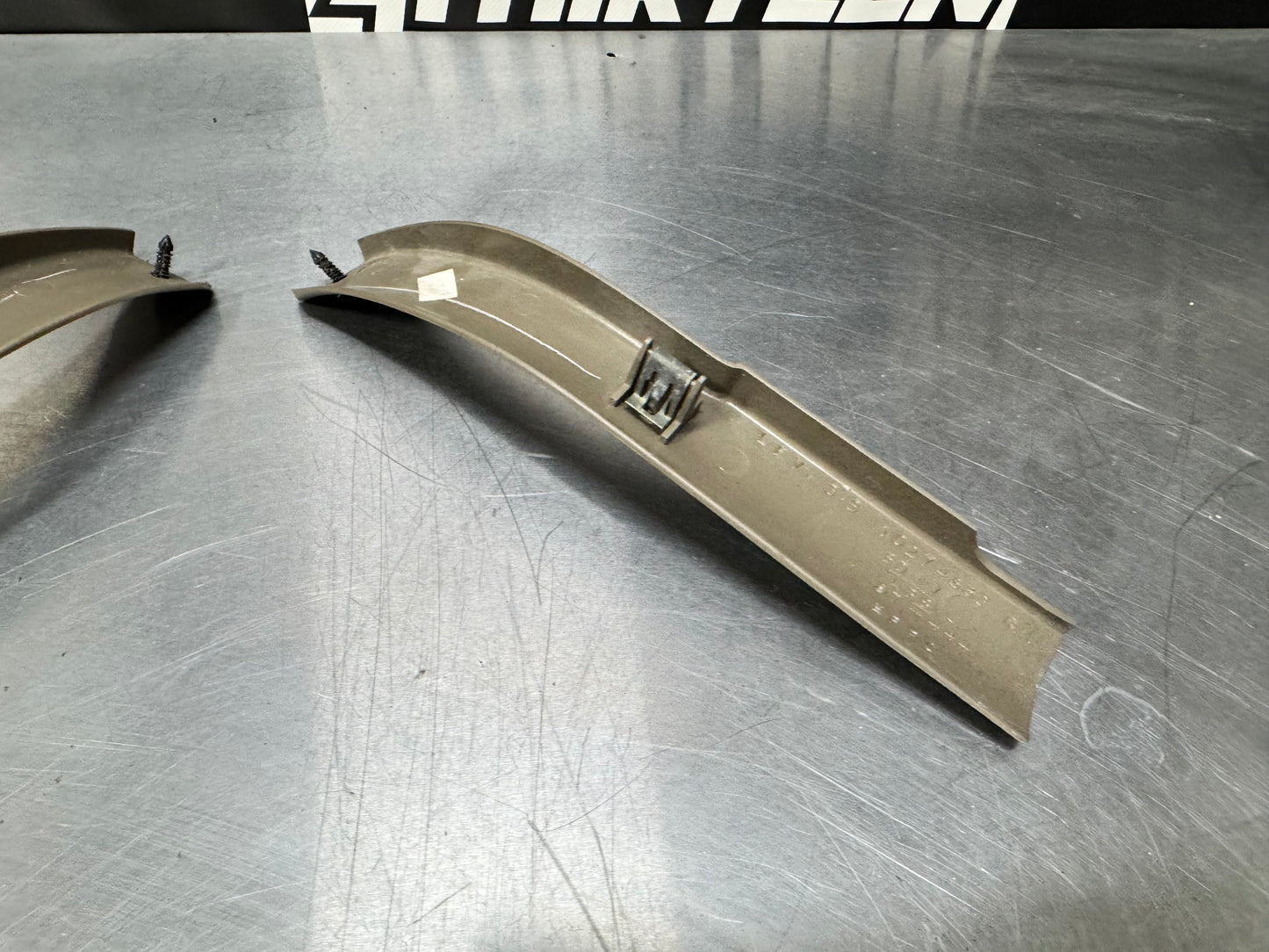 1997 - 2004 CORVETTE C5 OEM DOOR SILL EXTENSIONS SHALE OEM #L71