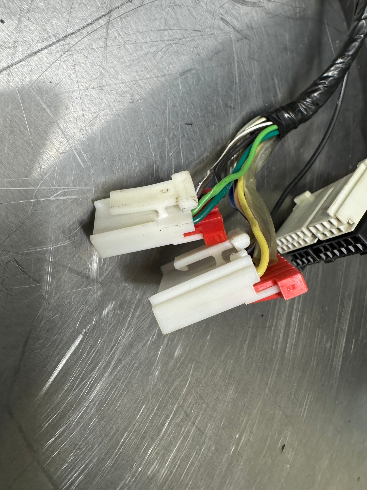 1997-2004 CORVETTE C5 OEM RADIO PIGTAILS #L220