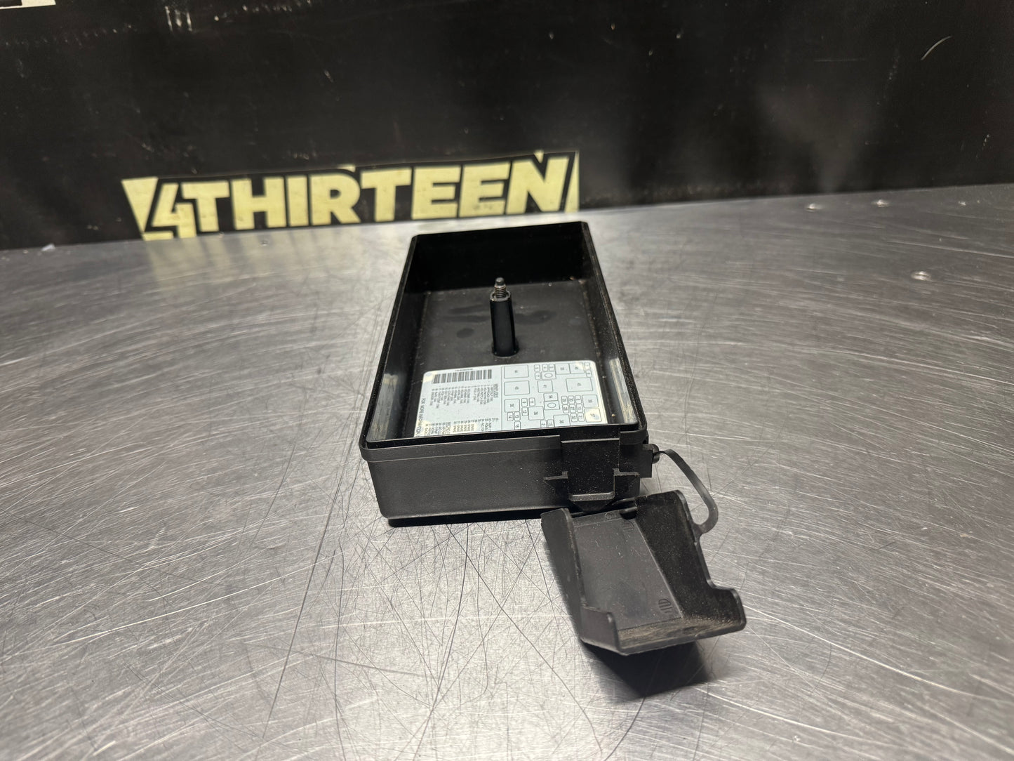 1997 - 2004 CORVETTE C5 ENGINE BAY FUSE BOX COVER OEM 15328703 #N516