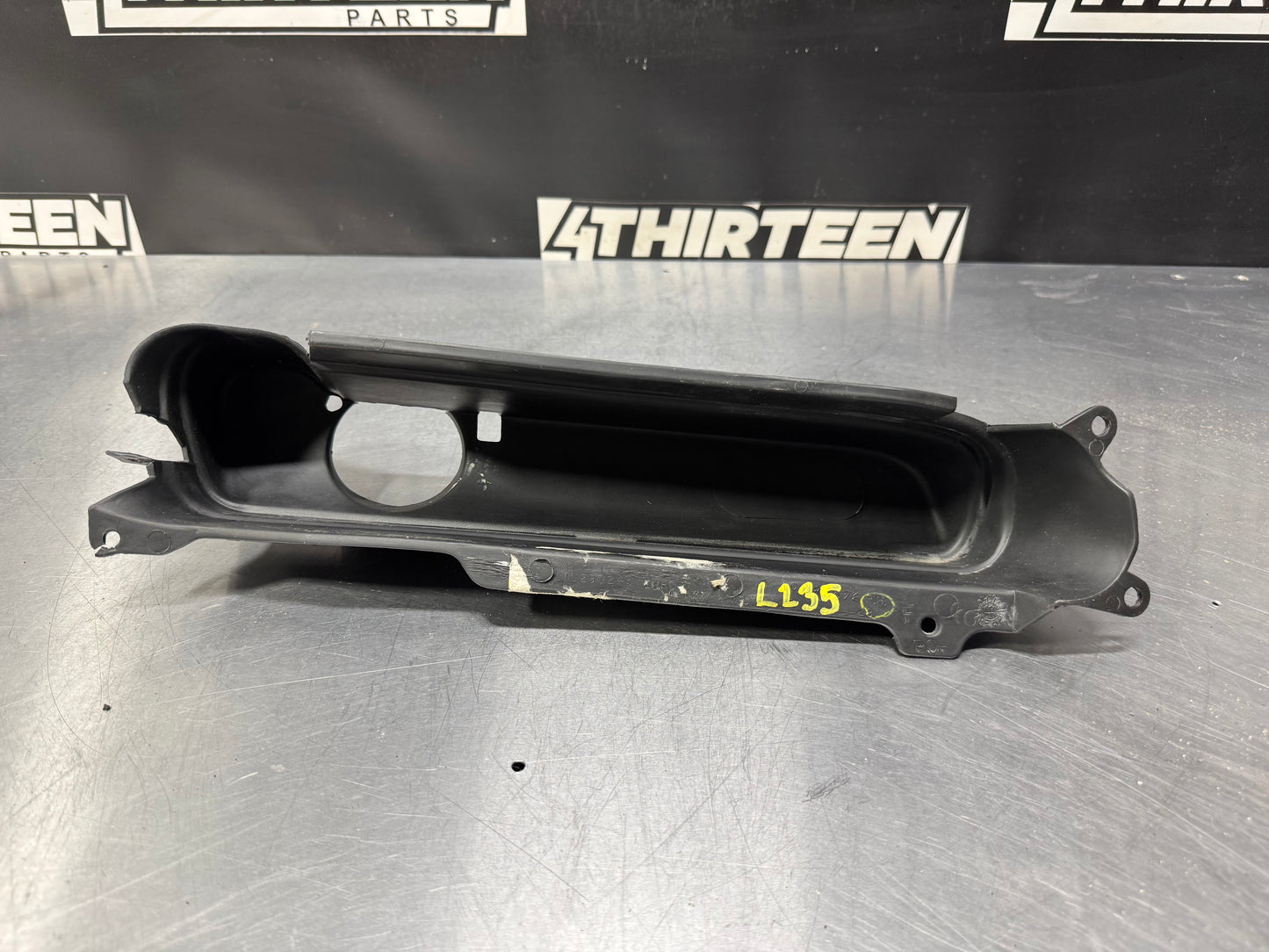 97-04 C5 CORVETTE OEM RH PASSENGER FOG LIGHT TRIM BEZEL 10290249 #L235