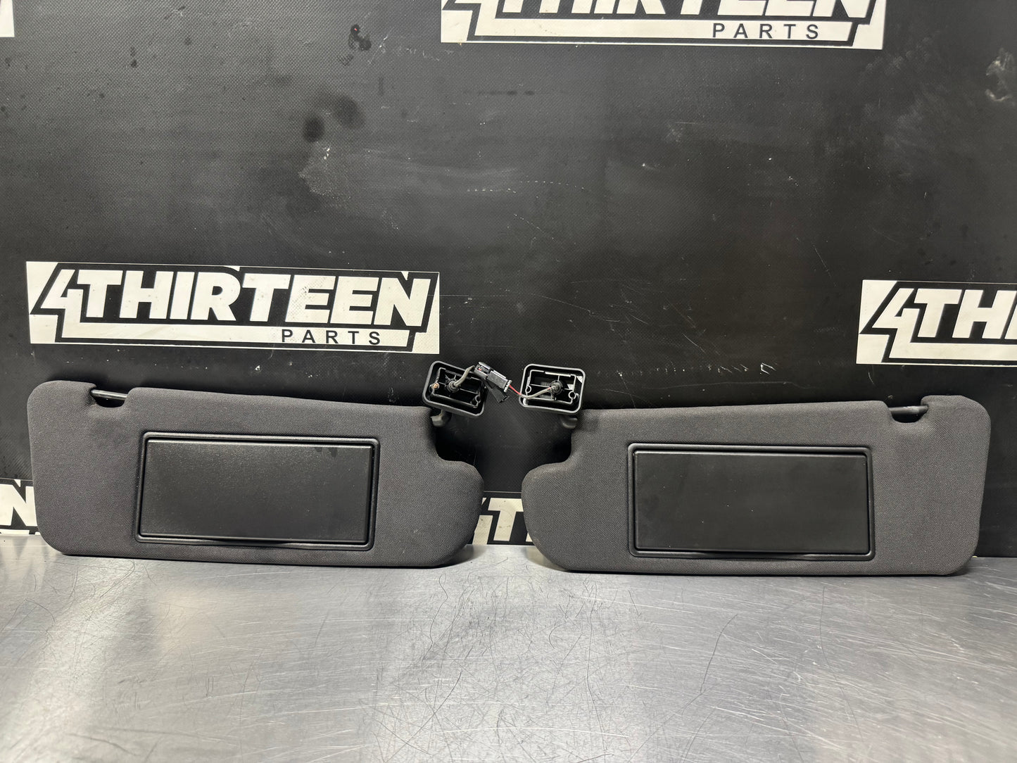 04-06 PONTIAC GTO SUN VISOR SET LH AND RH SIDE DRIVER AND PASSENGER SIDE #L437