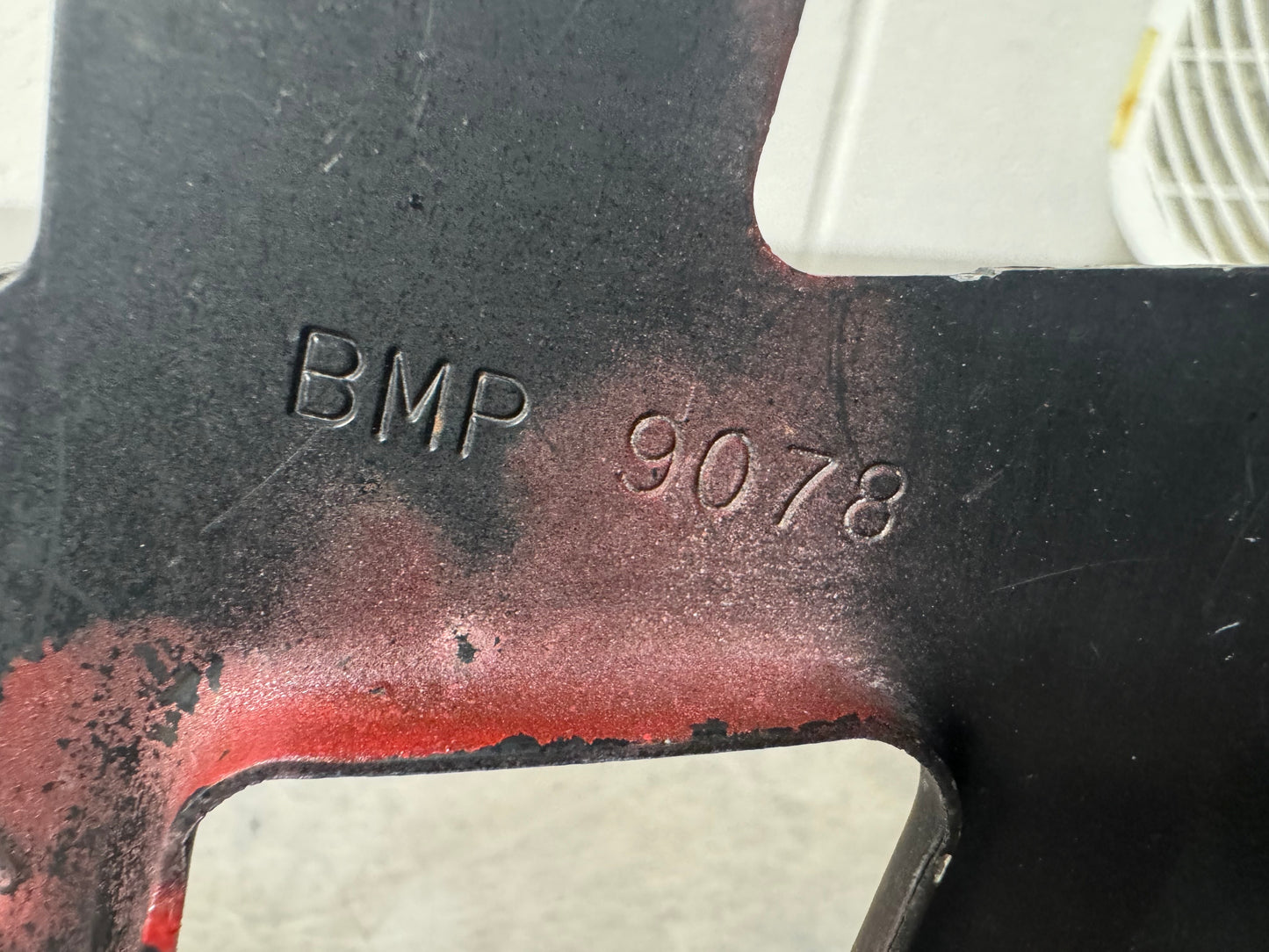 1997 - 2004 C5 CORVETTE USED OEM RIGHT REAR QUARTER PANEL MOUNTING BRACKET