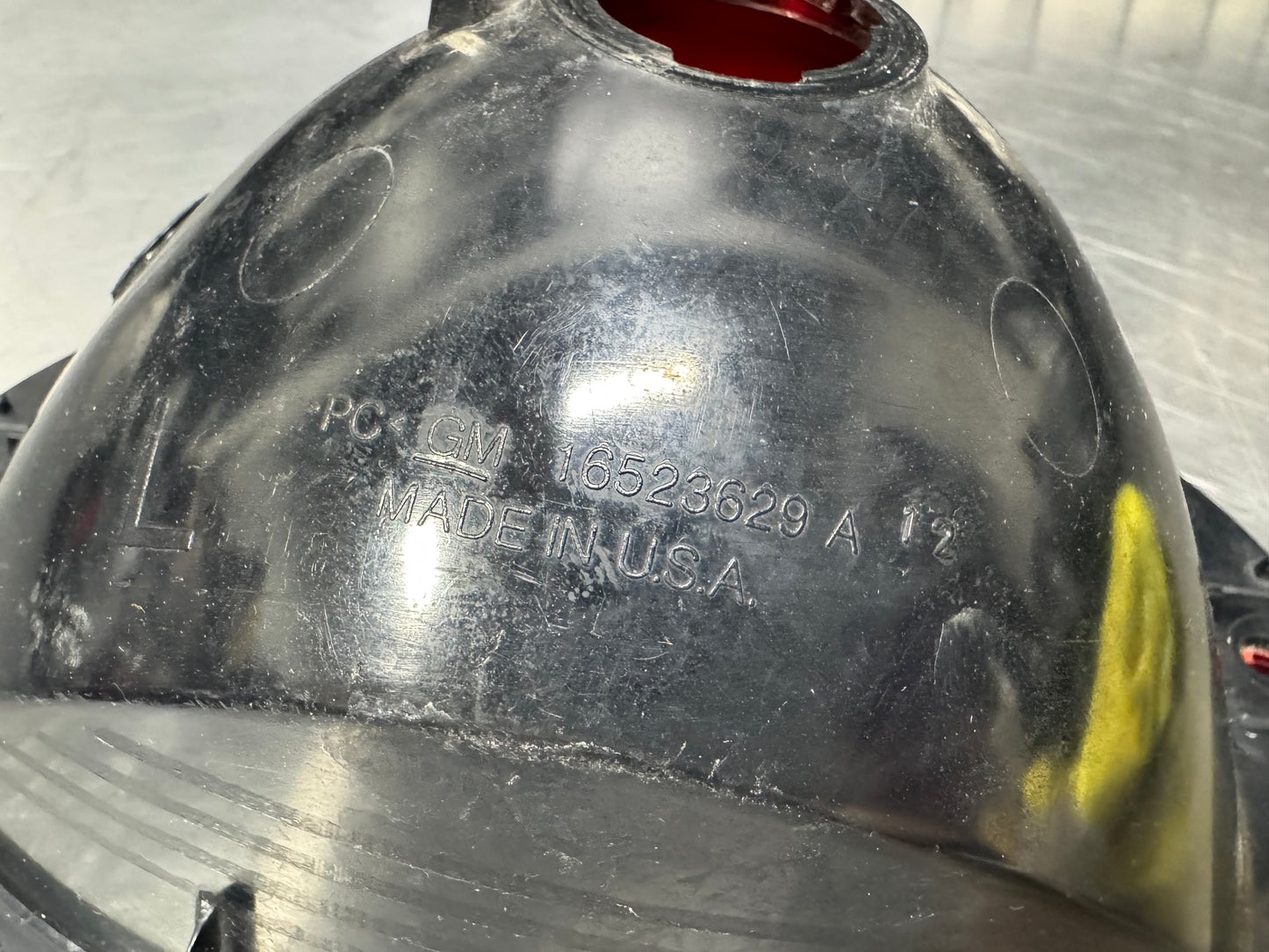 1997 - 2004 CORVETTE C5 LH TAIL BRAKE LIGHT 16523629 OEM