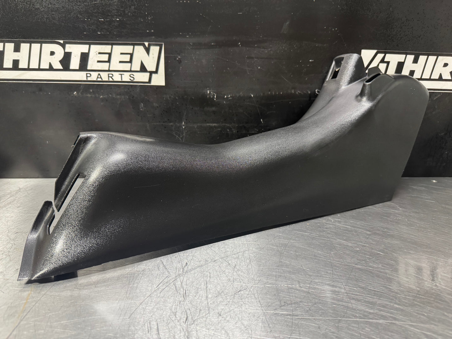 97-04 CORVETTE C5 LH B PILLAR TRIM 10258545 OEM #L478