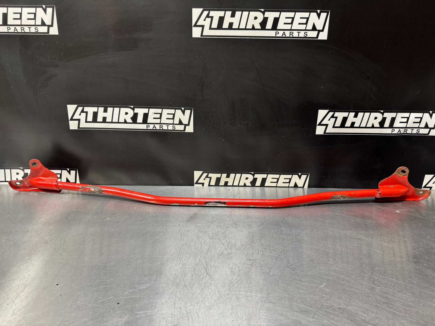 2004 PONTIAC GTO UPPER STRUT BAR RED OEM #L253