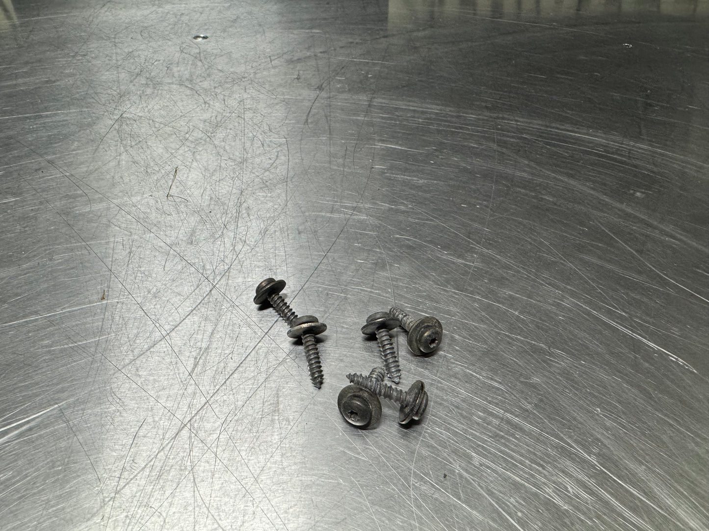 1997-2004 CORVETTE C5 FENDER T15 HARDWARE #N144
