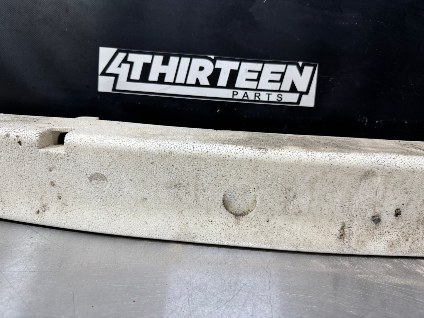 04-06 PONTIAC GTO REAR BUMPER ENERGY ABSORBER OEM 92119495 #L468