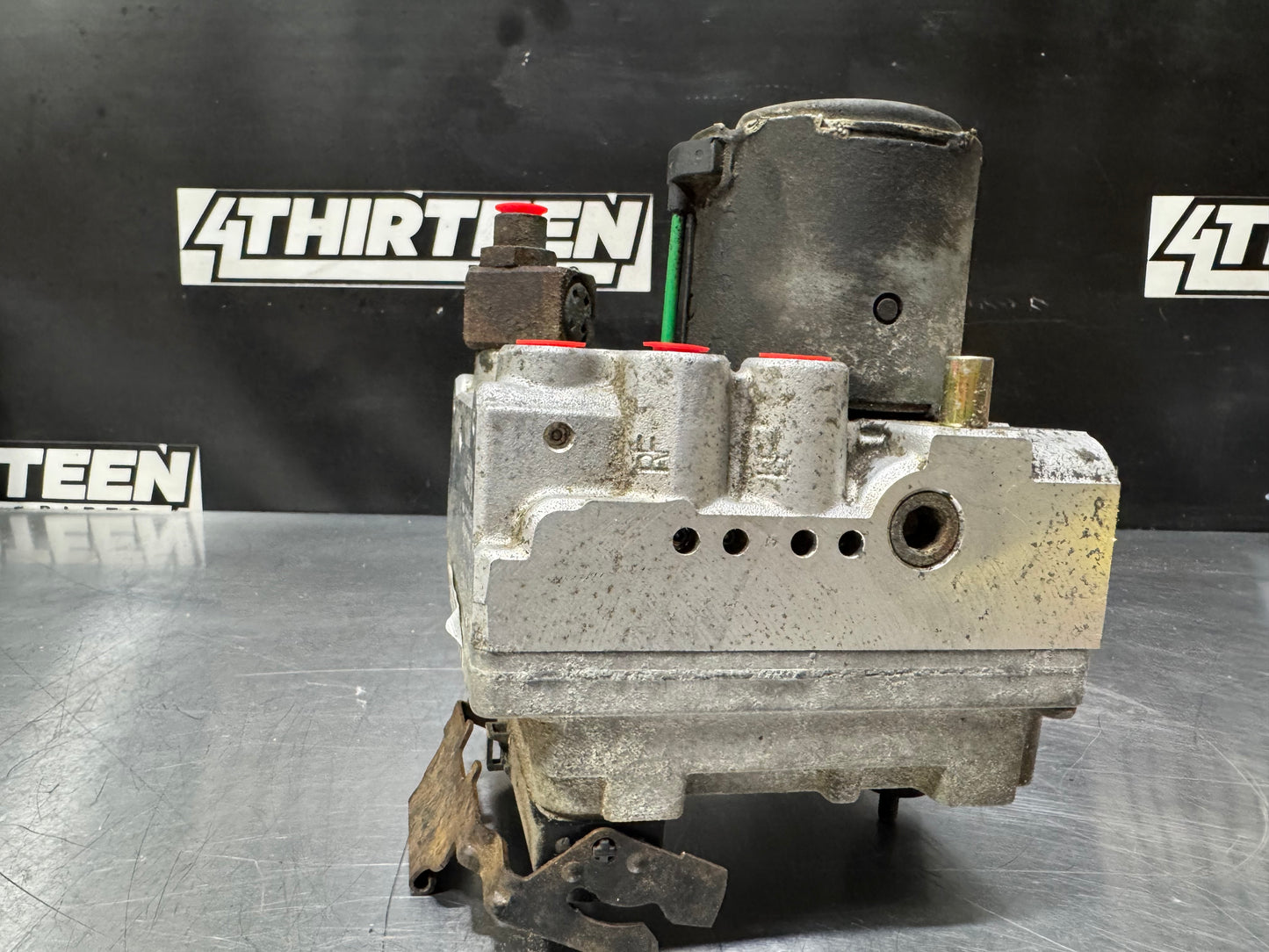 1997 CORVETTE C5 ABS MODULE CODE M OEM 16263481 #L438