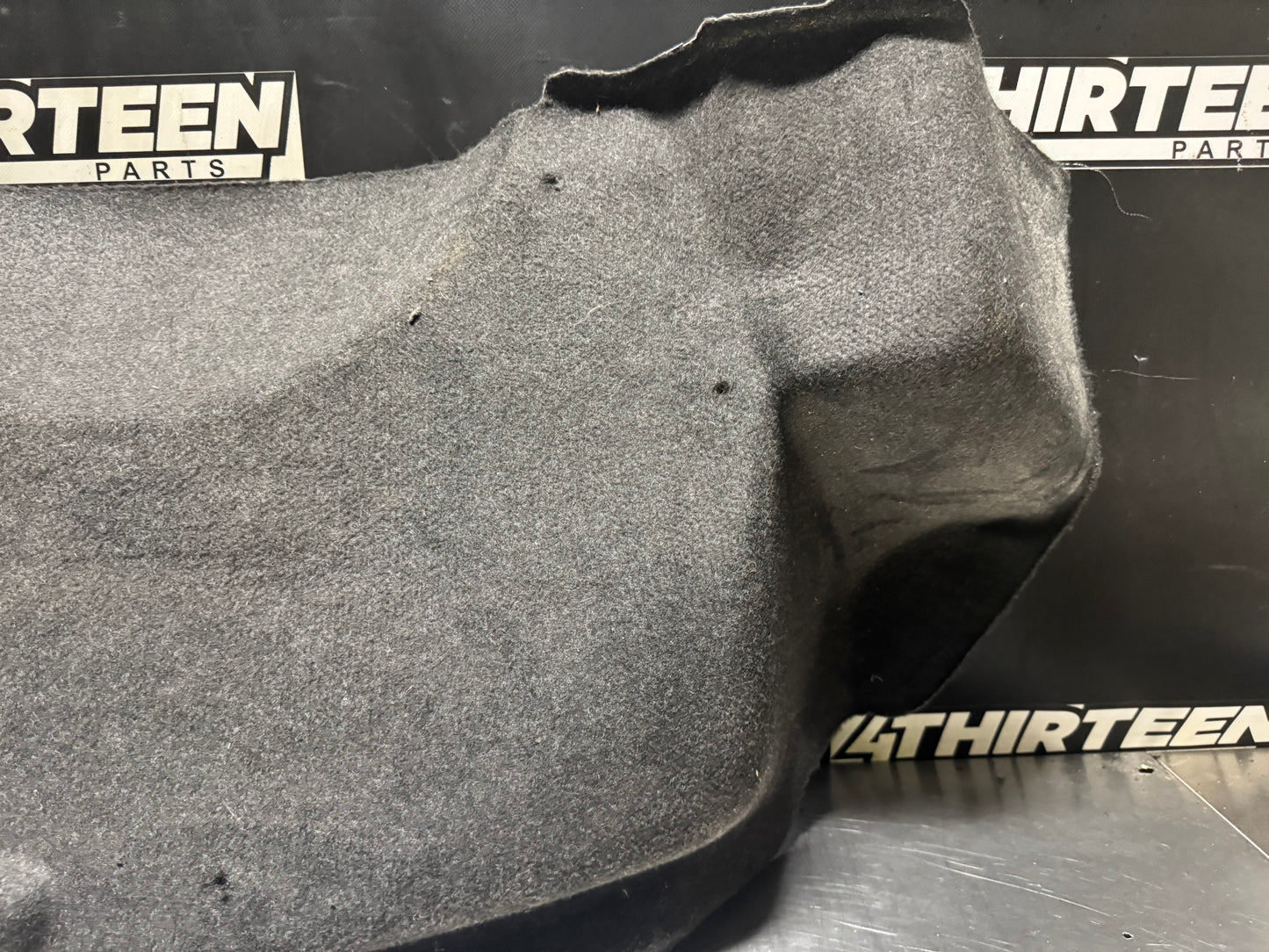 04-06 PONTIAC GTO TRUNK GAS TANK COVER CARPET LINER OEM #N490