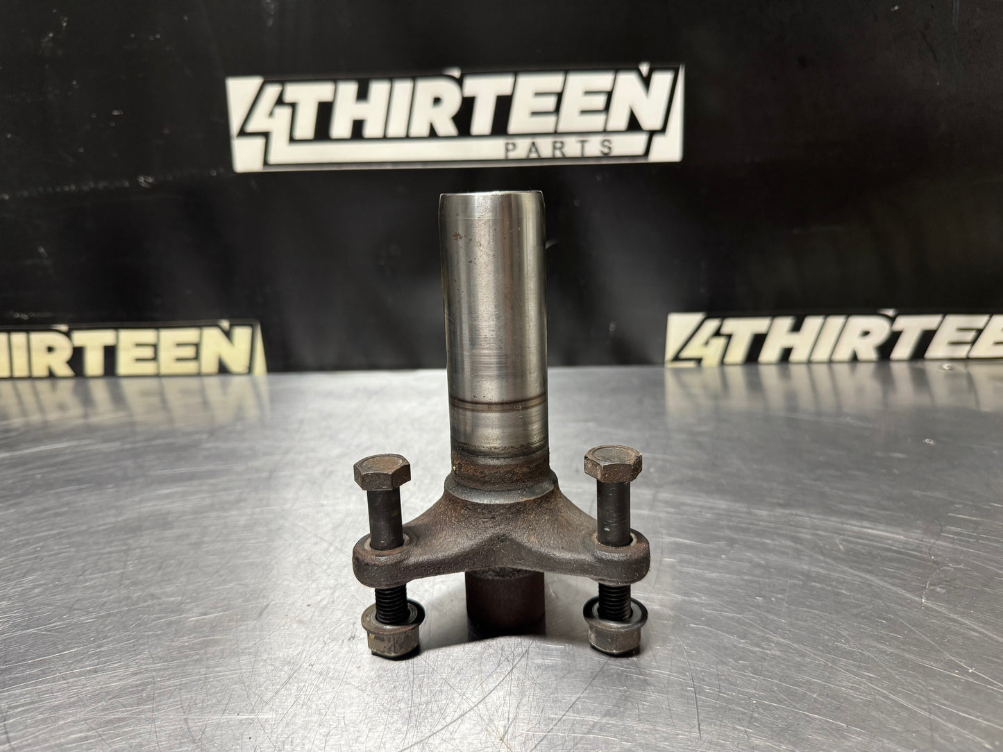04-06 PONTIAC GTO T56 MANUAL TRANSMISSION SLIP YOKE OEM #N183