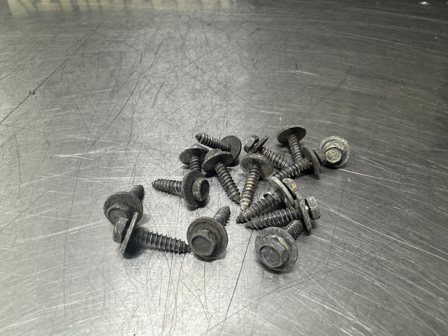 97-04 C5 CORVETTE REAR FENDER LINER BOLTS OEM #N392