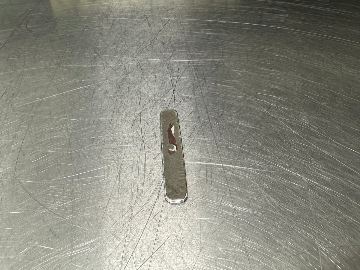 04-06 PONTIAC GTO DASH EMBLEM OEM #N947