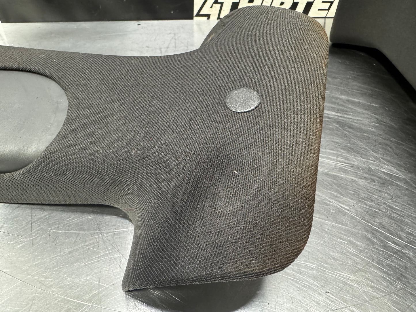 04-06 PONTIAC GTO SEAT BELT COVER ADJUSTER SLIDE SET LH AND RH #L422