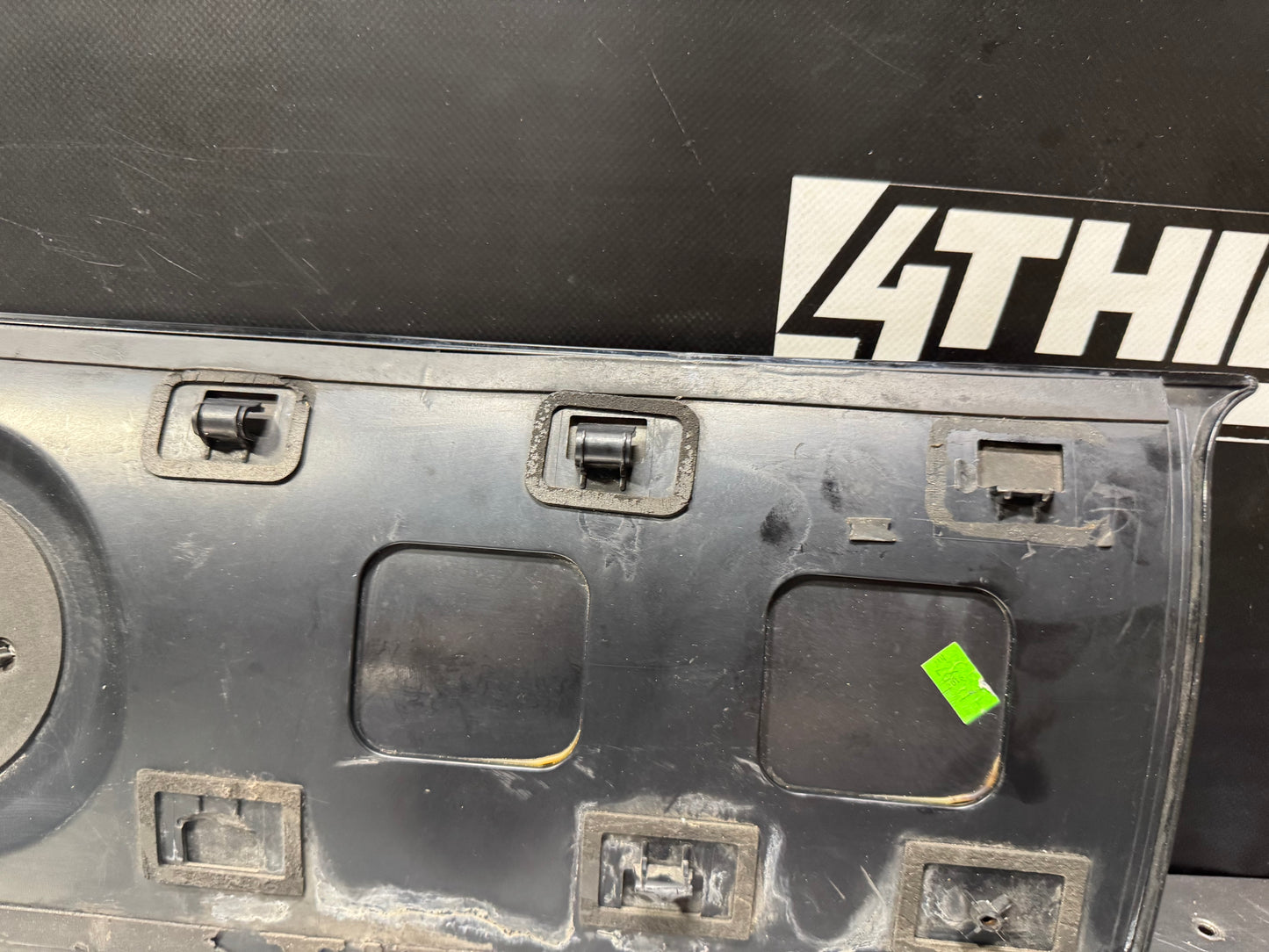 13-14 FORD MUSTANG GT TRUNK FINISH PANEL MOLDING OEM #L439