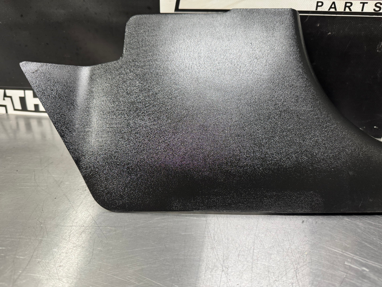 97-04 C5 CORVETTE PASSENGER SIDE DOOR SILL KICK PANEL RH BLK OEM 10247092 #L461
