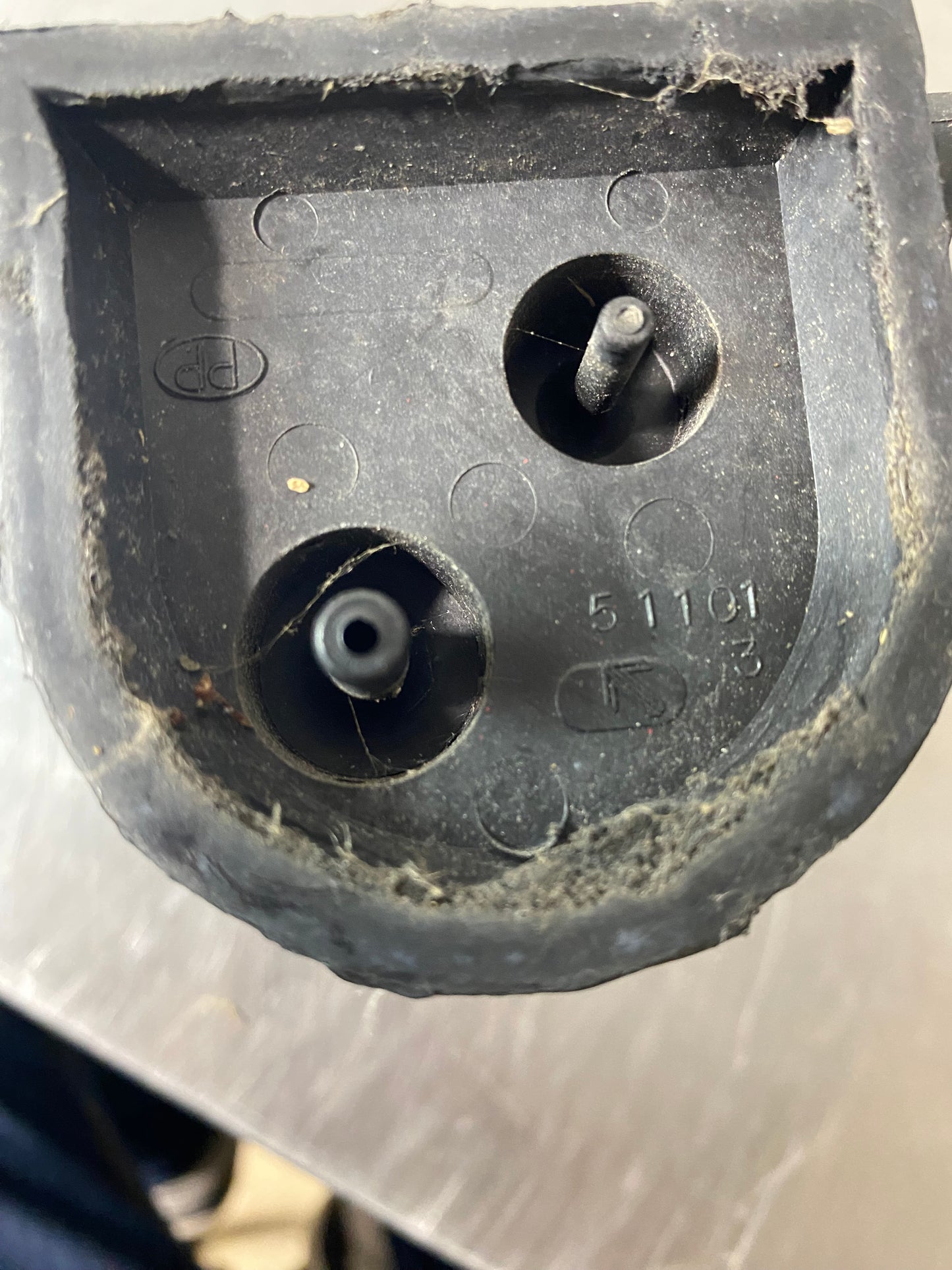 1997 - 2004 C5 OEM EXTERIOR EVAP CANISTER 24-01