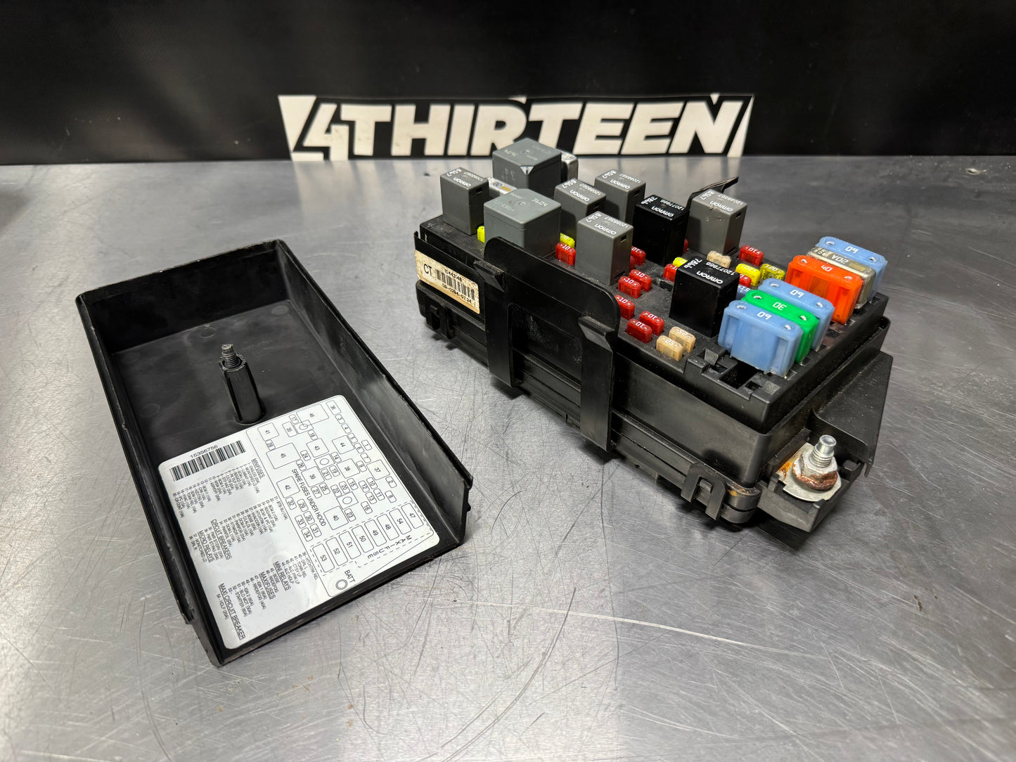 01-04 CORVETTE C5 INTERIOR FUSE RELAY BOX OEM 10443148 #L266