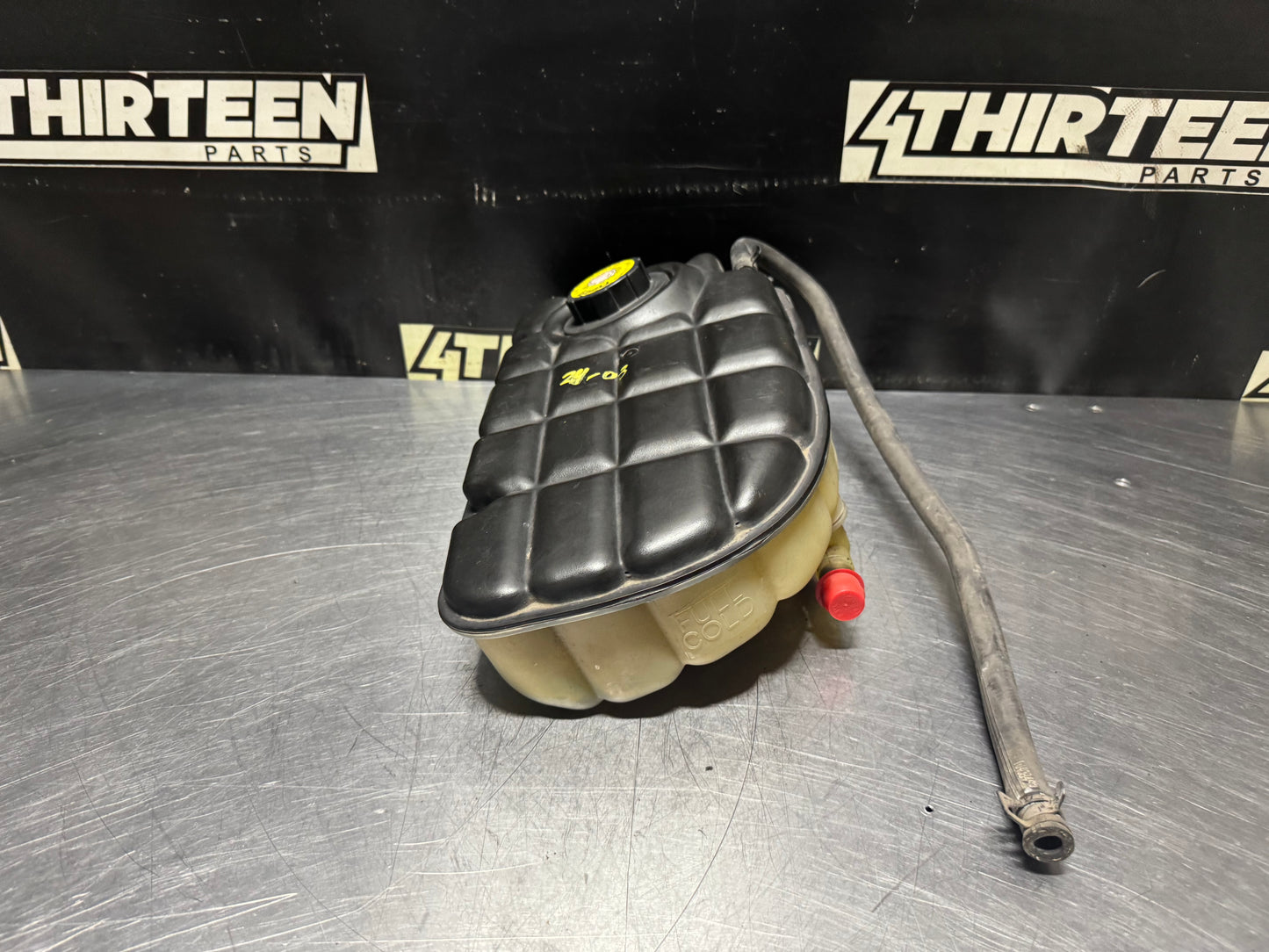 1997-2004 C5 CORVETTE COOLANT RESERVOIR  OEM 10229487 #485