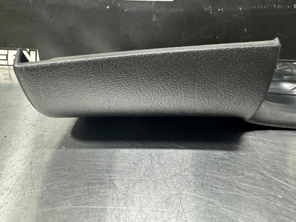 04-06 PONTIAC GTO LOWER DASH FUSE PANEL COVER OEM #L366