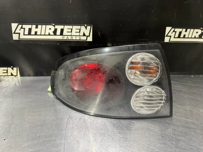 2004 PONTIAC GTO LH DRIVER REAR TAIL LIGHT #N636