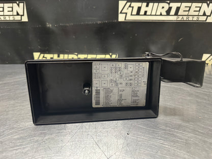 2000-2002 CORVETTE C5 UNDER HOOD ENGINE BAY FUSE BOX OEM 10443149 #N457