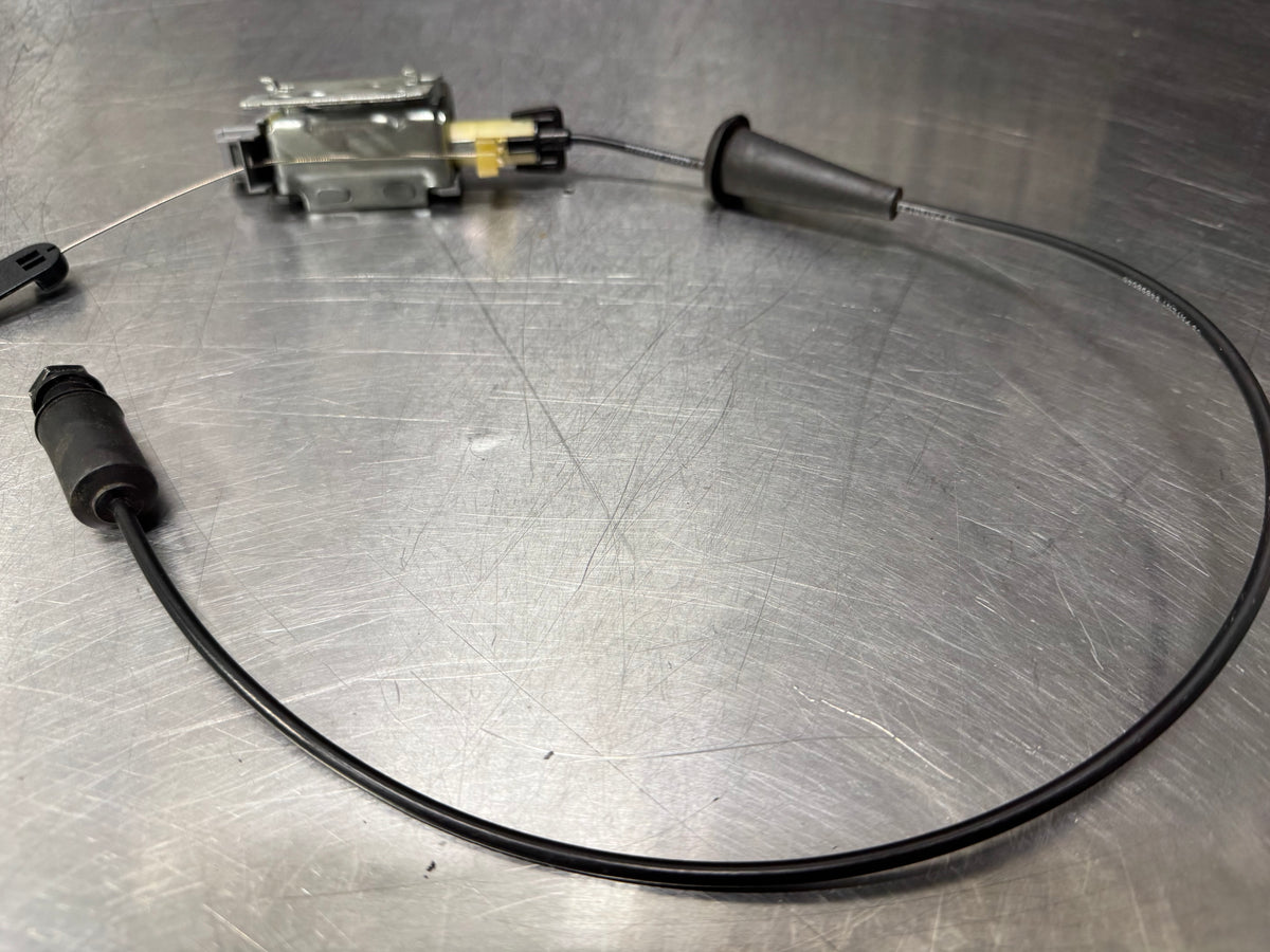 2005-2013 CORVETTE FUEL FILLER DOOR RELEASE SOLENOID LATCH NEW GM #X25