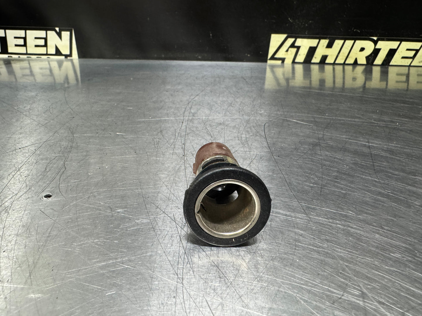 05-13 C6 CORVETTE CIGARETTE LIGHTER SOCKET OEM #N633